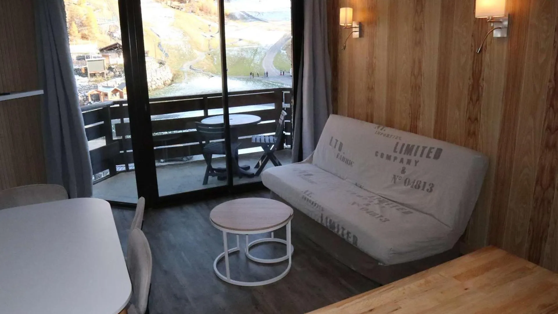 Appartement 2 Pieces, 6 Pers. Aux Orres Avec Balcon - Fr-1-322-171 Les Orres Apartment